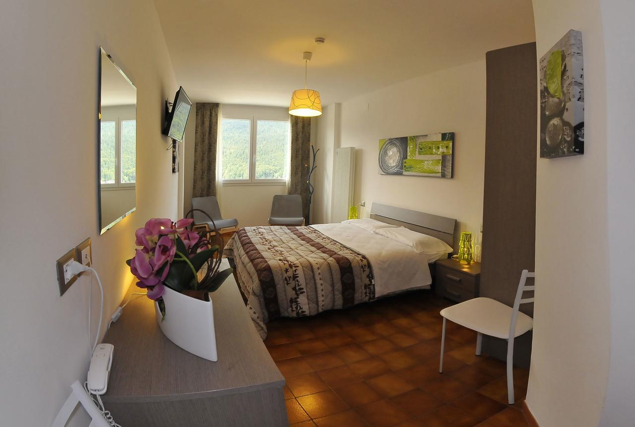 Hotel Piancastello Андало Экстерьер фото